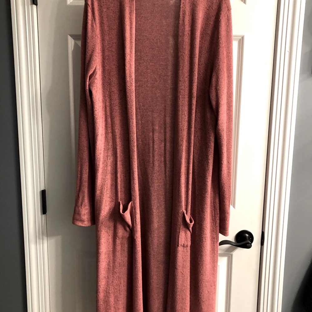 Agnes and Dora duster